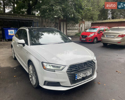 Білий Ауді А3, об'ємом двигуна 1.4 л та пробігом 171 тис. км за 17999 $, фото 1 на Automoto.ua