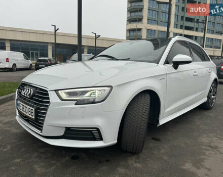 Белый Ауди А3, объемом двигателя 1.4 л и пробегом 133 тыс. км за 19300 $, фото 3 на Automoto.ua