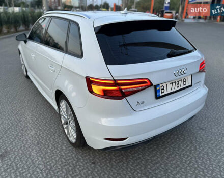 Белый Ауди А3, объемом двигателя 1.4 л и пробегом 70 тыс. км за 19300 $, фото 17 на Automoto.ua