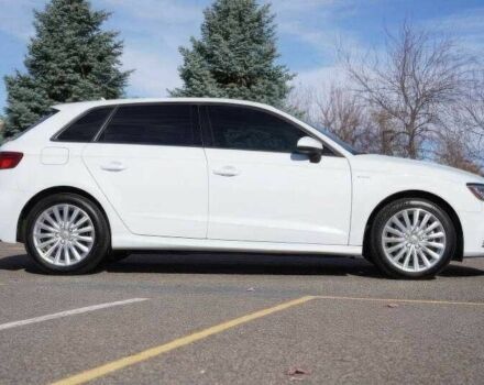 Білий Ауді А3, об'ємом двигуна 1.3 л та пробігом 98 тис. км за 5500 $, фото 3 на Automoto.ua