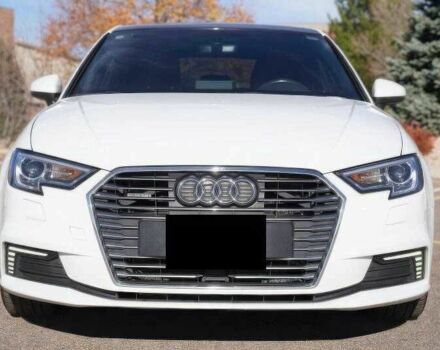 Білий Ауді А3, об'ємом двигуна 1.3 л та пробігом 98 тис. км за 5500 $, фото 1 на Automoto.ua