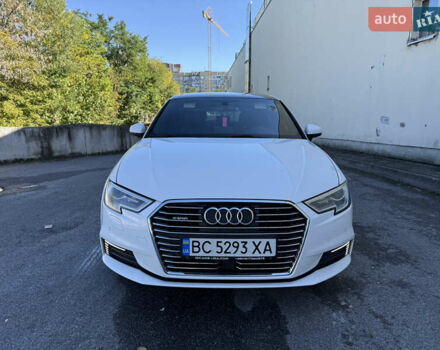 Білий Ауді А3, об'ємом двигуна 1.4 л та пробігом 59 тис. км за 21500 $, фото 56 на Automoto.ua