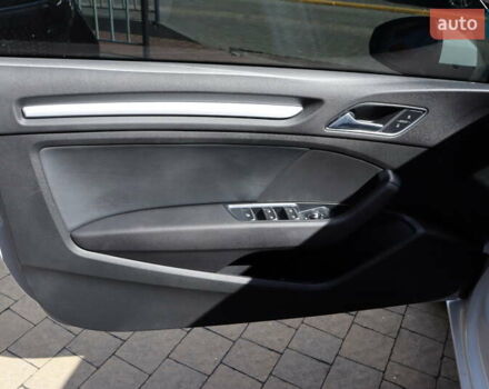 Белый Ауди А3, объемом двигателя 2 л и пробегом 12 тыс. км за 17400 $, фото 9 на Automoto.ua