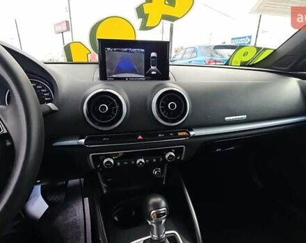 Білий Ауді А3, об'ємом двигуна 2 л та пробігом 83 тис. км за 10500 $, фото 5 на Automoto.ua
