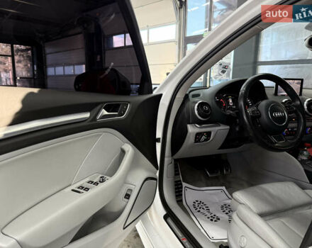 Білий Ауді А3, об'ємом двигуна 1.97 л та пробігом 195 тис. км за 16700 $, фото 31 на Automoto.ua