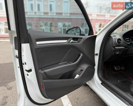 Белый Ауди А3, объемом двигателя 1.8 л и пробегом 155 тыс. км за 11900 $, фото 21 на Automoto.ua