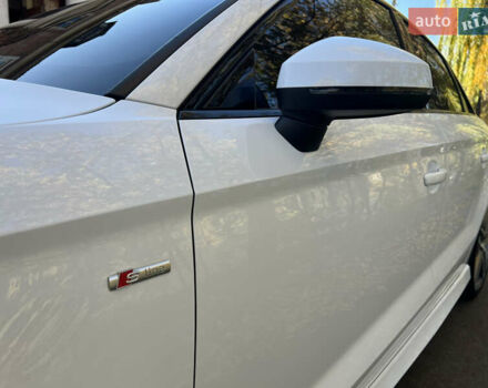 Белый Ауди А3, объемом двигателя 1.8 л и пробегом 126 тыс. км за 13800 $, фото 4 на Automoto.ua