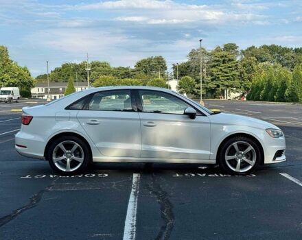 Белый Ауди А3, объемом двигателя 1.8 л и пробегом 132 тыс. км за 7000 $, фото 3 на Automoto.ua