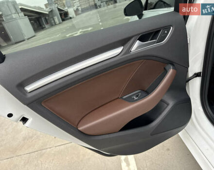 Білий Ауді А3, об'ємом двигуна 1.8 л та пробігом 153 тис. км за 14800 $, фото 33 на Automoto.ua