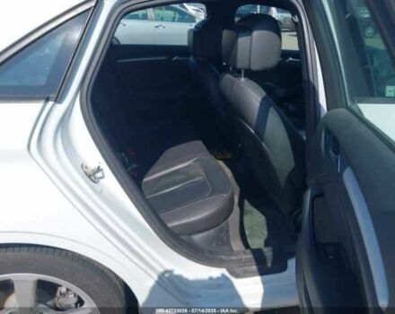 Белый Ауди А3, объемом двигателя 1.8 л и пробегом 53 тыс. км за 2200 $, фото 7 на Automoto.ua