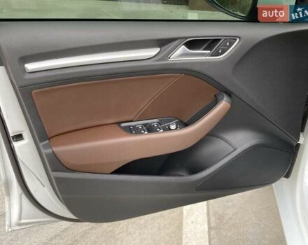 Білий Ауді А3, об'ємом двигуна 1.6 л та пробігом 175 тис. км за 15000 $, фото 46 на Automoto.ua