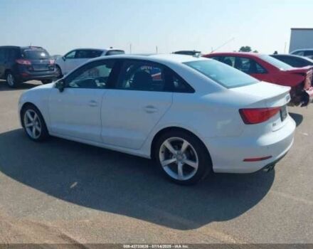 Белый Ауди А3, объемом двигателя 1.8 л и пробегом 53 тыс. км за 2200 $, фото 2 на Automoto.ua