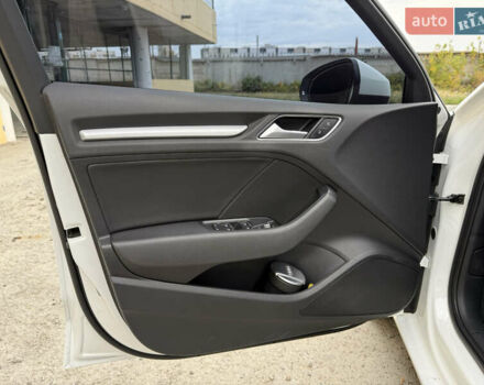 Білий Ауді А3, об'ємом двигуна 1.6 л та пробігом 80 тис. км за 16300 $, фото 10 на Automoto.ua