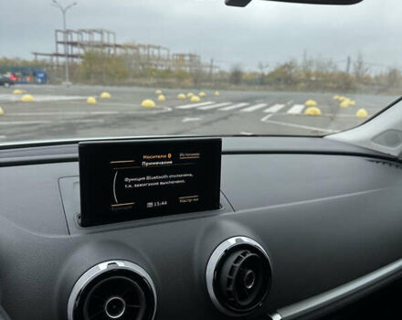 Белый Ауди А3, объемом двигателя 2 л и пробегом 130 тыс. км за 18000 $, фото 7 на Automoto.ua