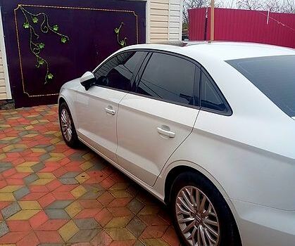 Белый Ауди А3, объемом двигателя 2 л и пробегом 135 тыс. км за 18500 $, фото 2 на Automoto.ua