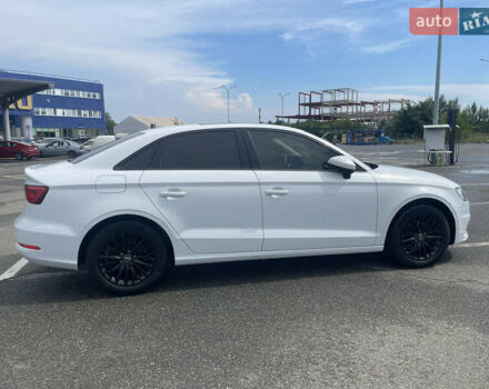 Білий Ауді А3, об'ємом двигуна 1.97 л та пробігом 63 тис. км за 20200 $, фото 12 на Automoto.ua