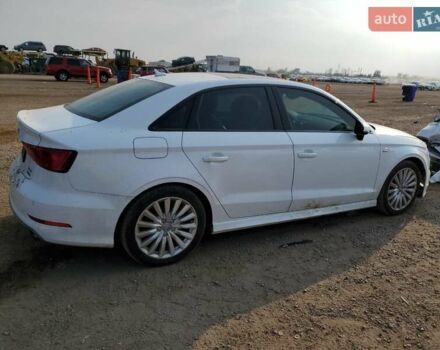Белый Ауди А3, объемом двигателя 2 л и пробегом 80 тыс. км за 2300 $, фото 5 на Automoto.ua