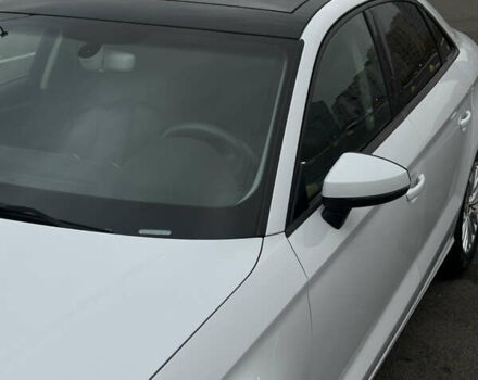 Белый Ауди А3, объемом двигателя 2 л и пробегом 130 тыс. км за 18000 $, фото 2 на Automoto.ua