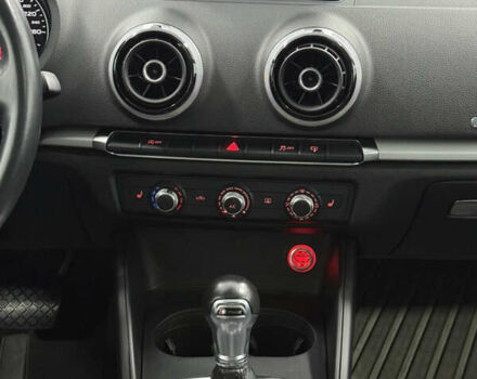 Белый Ауди А3, объемом двигателя 1.97 л и пробегом 135 тыс. км за 19500 $, фото 12 на Automoto.ua