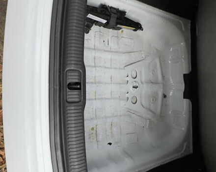 Білий Ауді А3, об'ємом двигуна 1.98 л та пробігом 148 тис. км за 16000 $, фото 43 на Automoto.ua