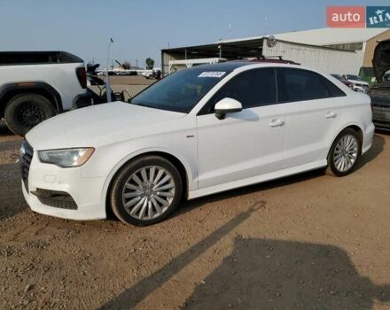 Белый Ауди А3, объемом двигателя 2 л и пробегом 80 тыс. км за 2300 $, фото 2 на Automoto.ua