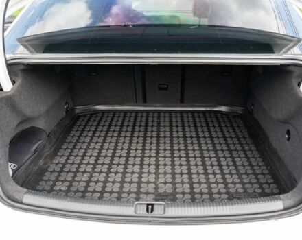 Білий Ауді А3, об'ємом двигуна 2 л та пробігом 73 тис. км за 11000 $, фото 19 на Automoto.ua