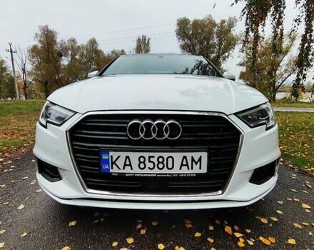 Белый Ауди А3, объемом двигателя 1.97 л и пробегом 86 тыс. км за 20000 $, фото 4 на Automoto.ua