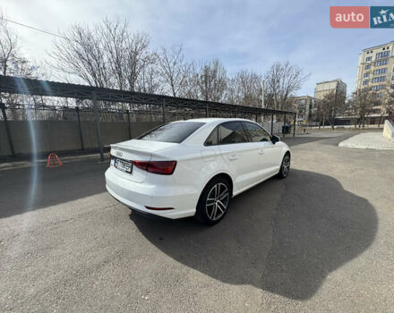Белый Ауди А3, объемом двигателя 1.98 л и пробегом 80 тыс. км за 24000 $, фото 5 на Automoto.ua