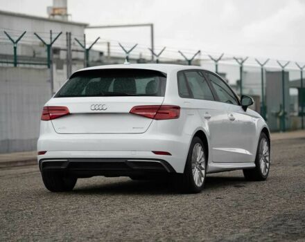 Белый Ауди А3, объемом двигателя 1.4 л и пробегом 53 тыс. км за 14500 $, фото 6 на Automoto.ua