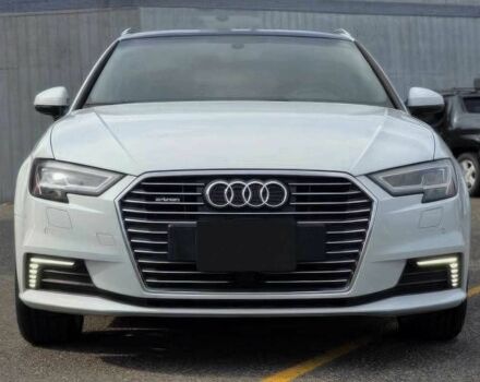 Белый Ауди А3, объемом двигателя 1.4 л и пробегом 50 тыс. км за 10300 $, фото 1 на Automoto.ua
