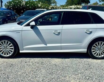 Білий Ауді А3, об'ємом двигуна 1.4 л та пробігом 62 тис. км за 7000 $, фото 3 на Automoto.ua