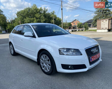 Білий Ауді А3, об'ємом двигуна 1.4 л та пробігом 185 тис. км за 7800 $, фото 1 на Automoto.ua