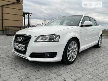 Ауді А3 2009 у Києві на Automoto.ua Білий Ауді А3, об'ємом двигуна 2 л та пробігом 180 тис. км за 11750 $, фото 1 на Automoto.ua