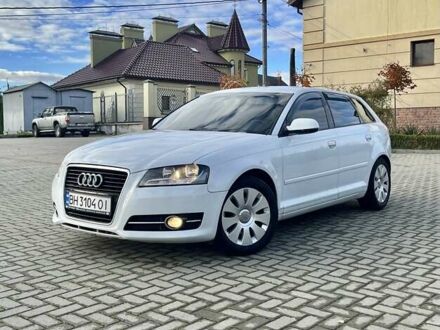 Белый Ауди А3, объемом двигателя 1.39 л и пробегом 270 тыс. км за 7999 $, фото 1 на Automoto.ua