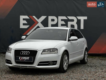 Белый Ауди А3, объемом двигателя 1.39 л и пробегом 269 тыс. км за 9390 $, фото 1 на Automoto.ua