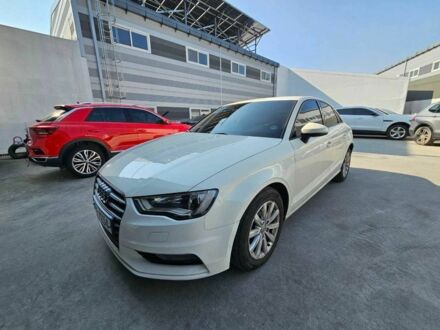 Белый Ауди А3, объемом двигателя 1.6 л и пробегом 92 тыс. км за 273 $, фото 1 на Automoto.ua