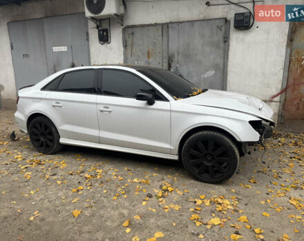 Белый Ауди А3, объемом двигателя 2 л и пробегом 220 тыс. км за 7700 $, фото 1 на Automoto.ua