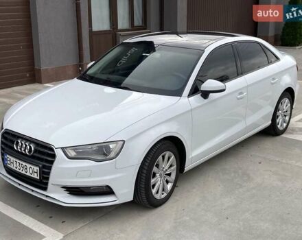 Белый Ауди А3, объемом двигателя 1.6 л и пробегом 175 тыс. км за 15000 $, фото 1 на Automoto.ua