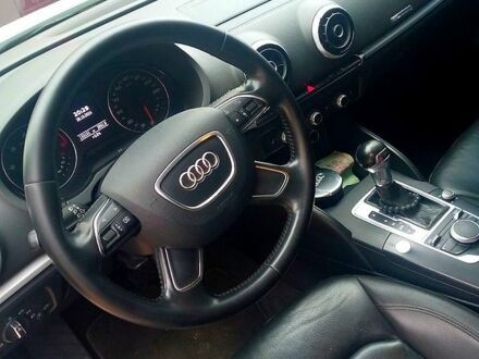 Белый Ауди А3, объемом двигателя 2 л и пробегом 14300 тыс. км за 14500 $, фото 1 на Automoto.ua