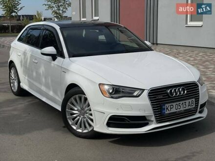 Белый Ауди А3, объемом двигателя 1.4 л и пробегом 193 тыс. км за 15300 $, фото 1 на Automoto.ua