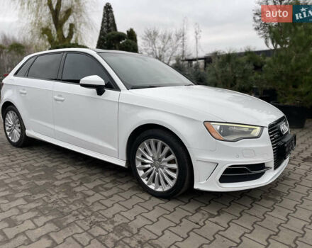Білий Ауді А3, об'ємом двигуна 1.4 л та пробігом 278 тис. км за 11999 $, фото 1 на Automoto.ua