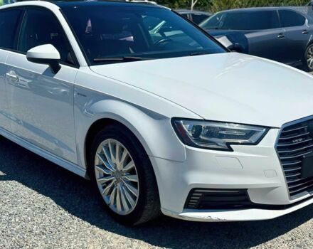 Белый Ауди А3, объемом двигателя 1.4 л и пробегом 62 тыс. км за 7000 $, фото 1 на Automoto.ua