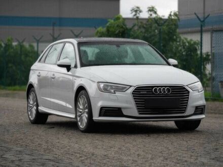 Белый Ауди А3, объемом двигателя 1.4 л и пробегом 53 тыс. км за 14500 $, фото 1 на Automoto.ua