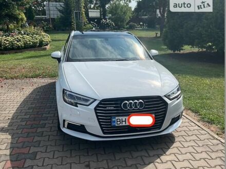 Белый Ауди А3, объемом двигателя 1.4 л и пробегом 141 тыс. км за 18000 $, фото 1 на Automoto.ua