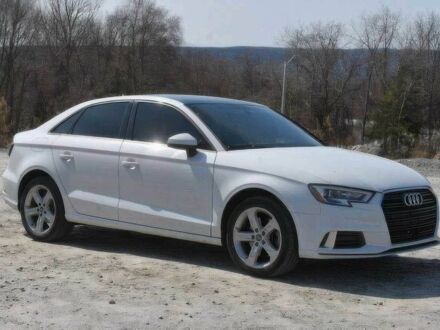 Ауді А3 2018 у Києві на Automoto.ua Білий Ауді А3, об'ємом двигуна 2 л та пробігом 69 тис. км за 13000 $, фото 1 на Automoto.ua
