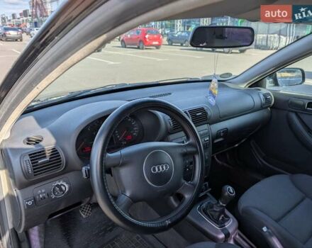 Черный Ауди А3, объемом двигателя 1.6 л и пробегом 254 тыс. км за 4600 $, фото 8 на Automoto.ua