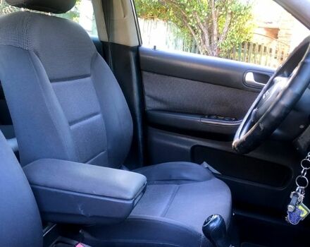 Черный Ауди А3, объемом двигателя 1.6 л и пробегом 212 тыс. км за 4500 $, фото 8 на Automoto.ua