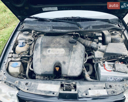 Черный Ауди А3, объемом двигателя 1.6 л и пробегом 255 тыс. км за 2500 $, фото 9 на Automoto.ua