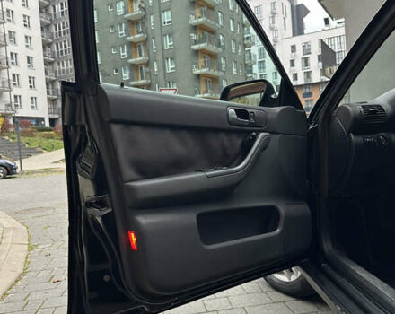 Черный Ауди А3, объемом двигателя 1.6 л и пробегом 267 тыс. км за 3200 $, фото 27 на Automoto.ua