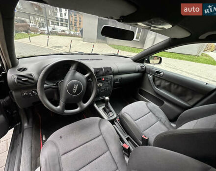 Черный Ауди А3, объемом двигателя 1.6 л и пробегом 267 тыс. км за 3200 $, фото 26 на Automoto.ua